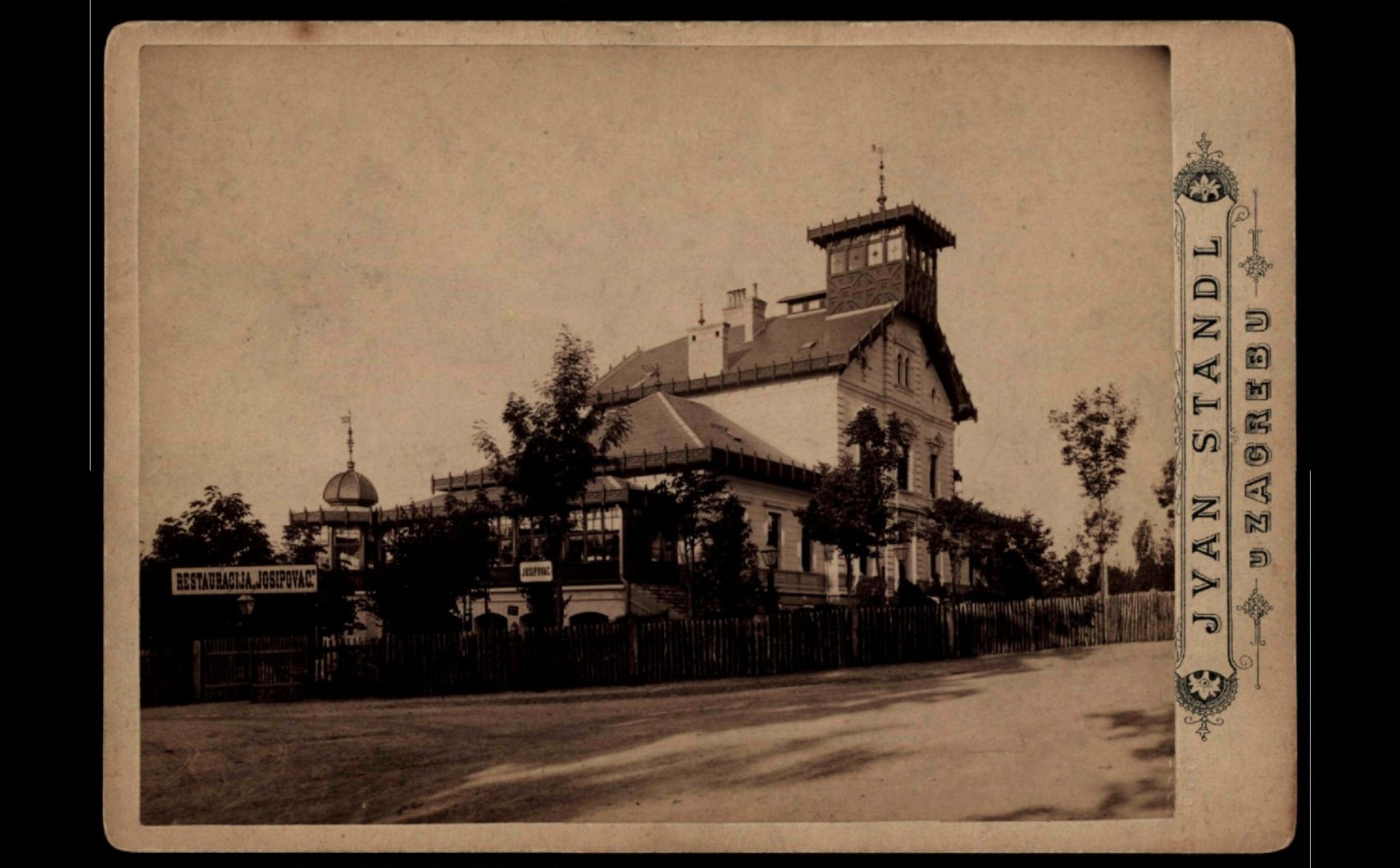 Restauraciju 'Josipovac' 1895. godine (Foto Ivan Standl)